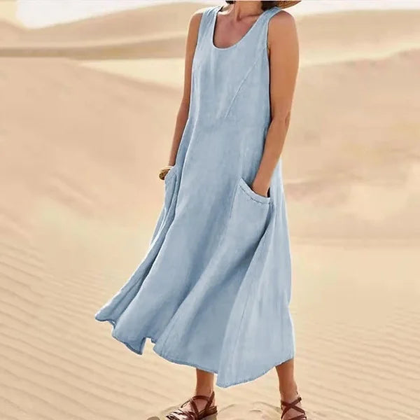 Women's Sleeveless Midi Dress with Scoop Neckline and Side Pockets