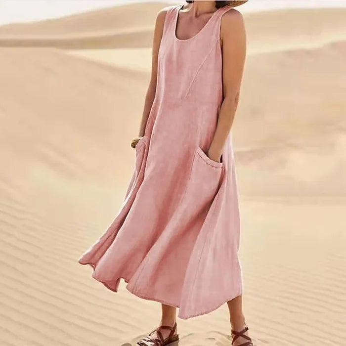 Women's Sleeveless Midi Dress with Scoop Neckline and Side Pockets