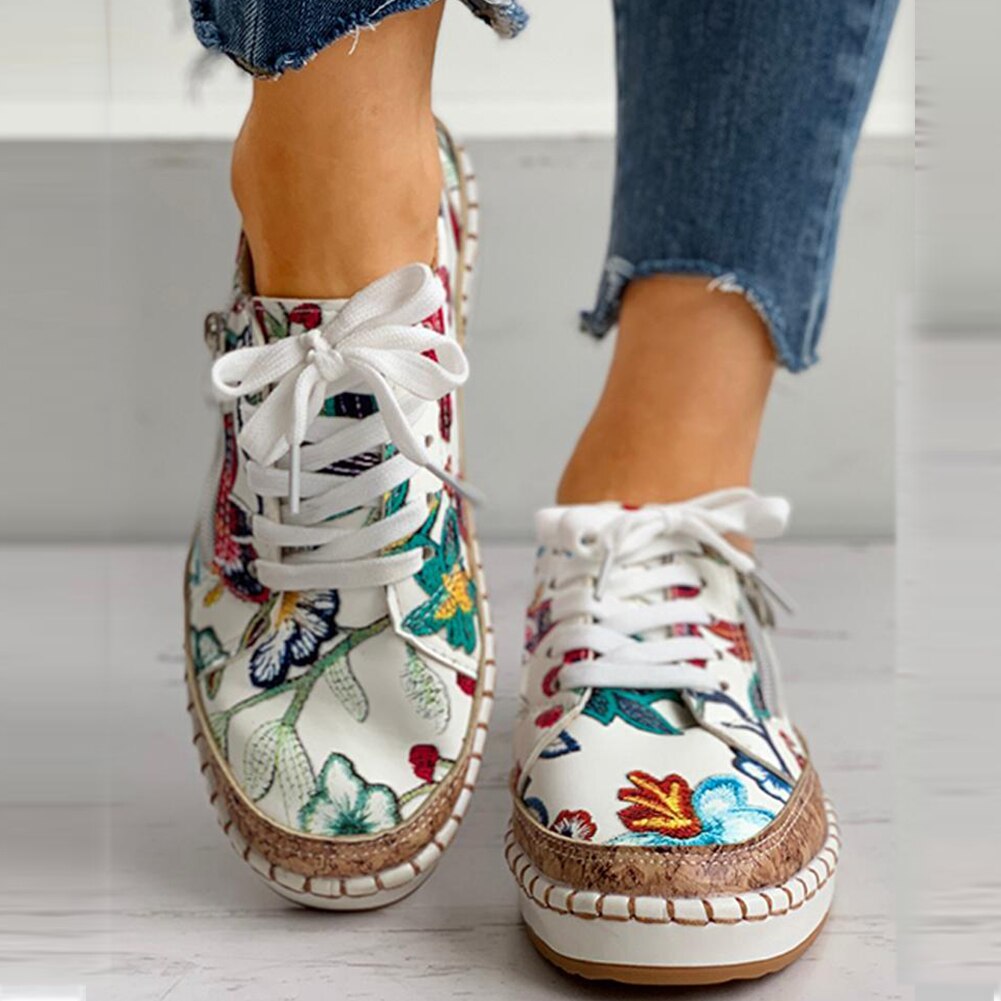StylebySassy | Orthopedic sports shoes with floral pattern