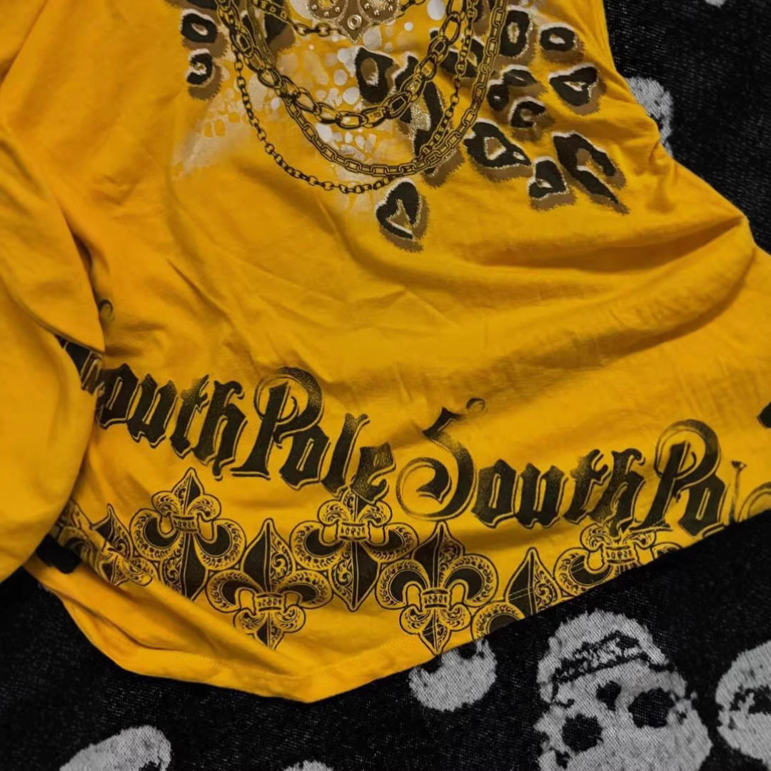 Women's T-shirt with decorative graphic print and gathering StylebySassy