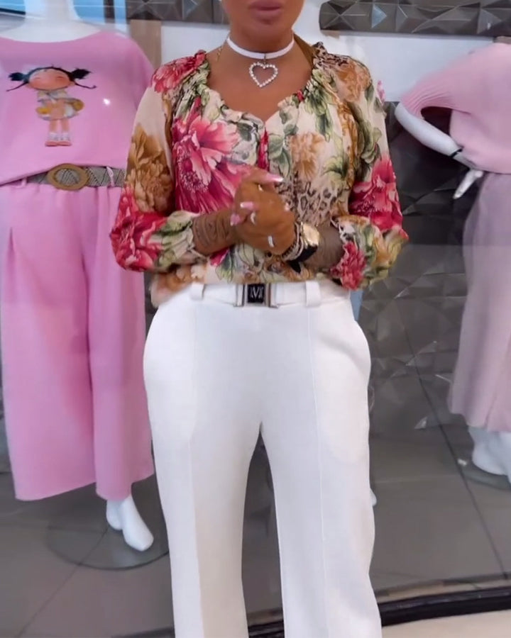 Women's blouse in silk look with floral-animal print, V-neck, gathering and cuffed sleeves StylebySassy