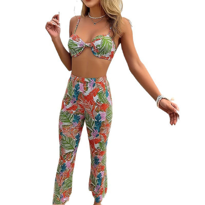 Women Crop Top and Pants Set with Floral Pattern StylebySassy