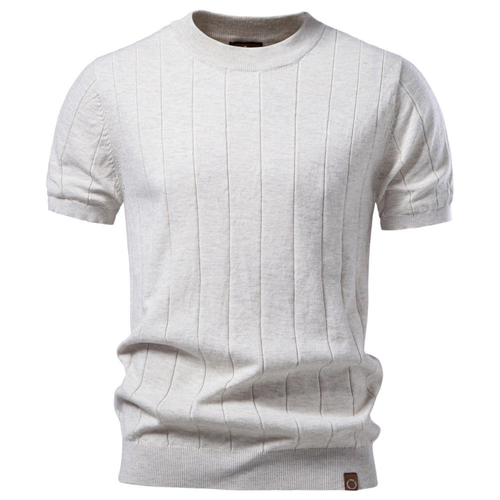 Men's lightweight short-sleeve knit pullover with fine rib structure and round neck StylebySassy