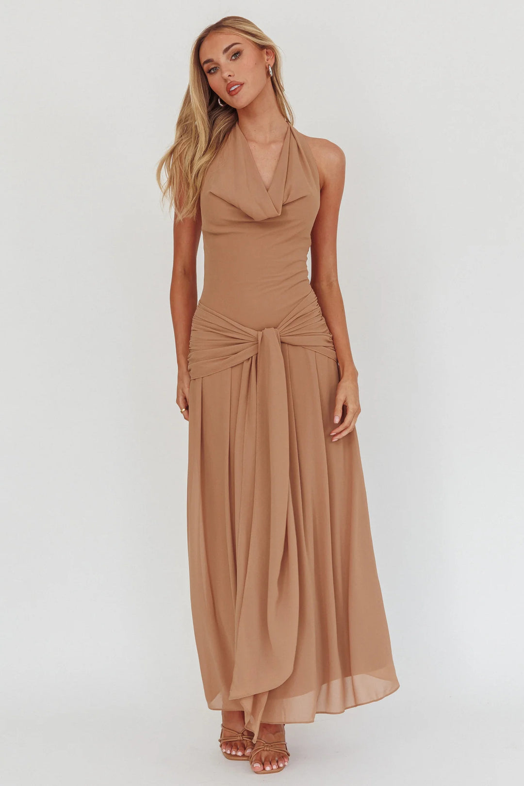 Women Elegant Long Evening Dress with Refined Halter Net StylebySassy
