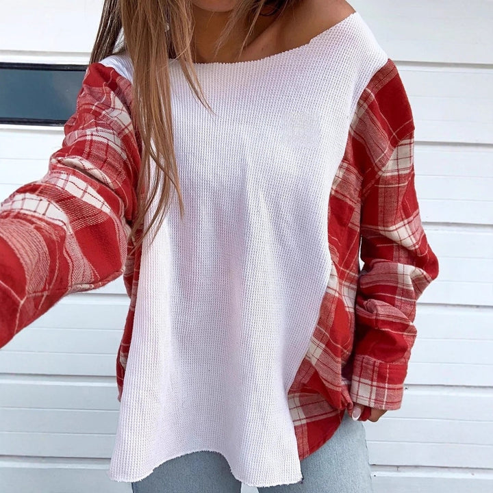 Women's oversized long-sleeve shirt in mixed material with textured waffle knit front and checkered sleeve section StylebySassy