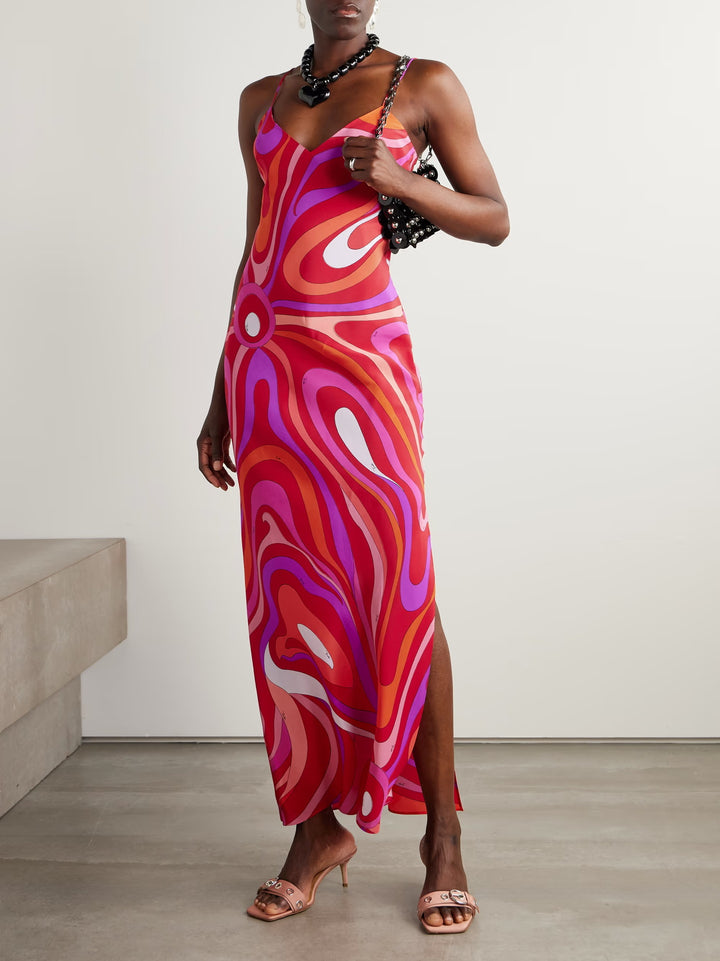 Ladies elegant slip maxi dress with V-neck, delicate spaghetti straps and retro graphic all-over print StylebySassy