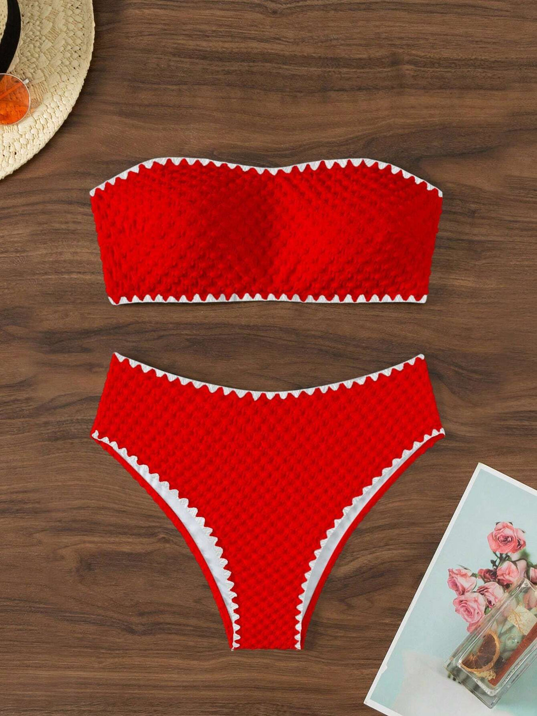 Women's bandeau bikini with structured surface StylebySassy
