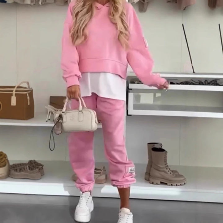 Women's cozy short hoodie and jogger set made of soft cotton blend StylebySassy