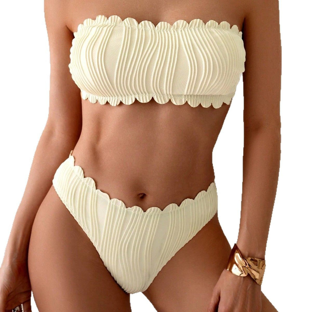 Women Bandeau Bikini with fashionable wave pattern StylebySassy