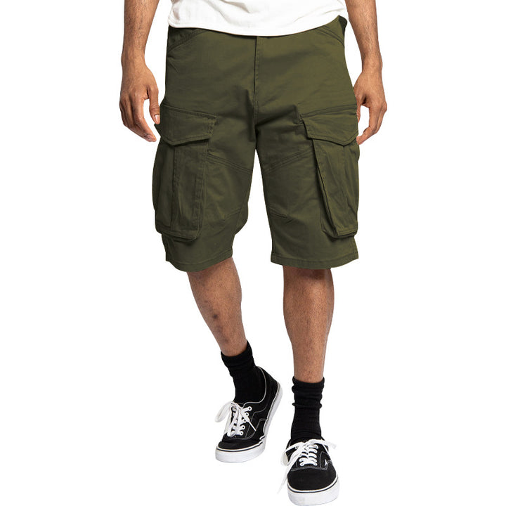 Men's robust cargo shorts with large flap pockets and loose fit StylebySassy