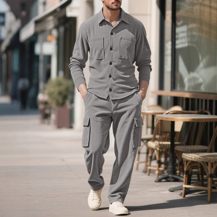Men's ribbed worker shirt with chest pockets and relaxed cargo pants StylebySassy