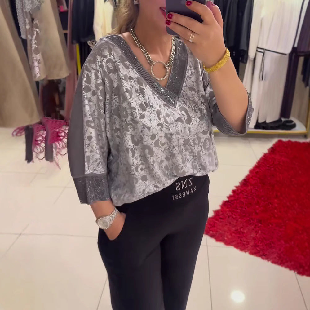 Women's shimmering Jacquard blouse shirt with V yoke in jewelry look and three-quarter sleeves StylebySassy