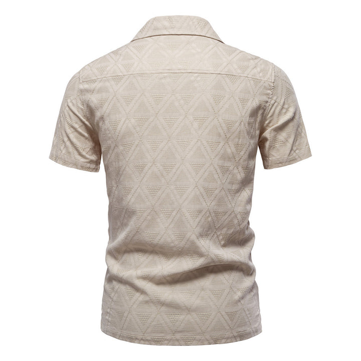 Men's short-sleeved shirt with open lapel collar and geometric jacquard structure StylebySassy