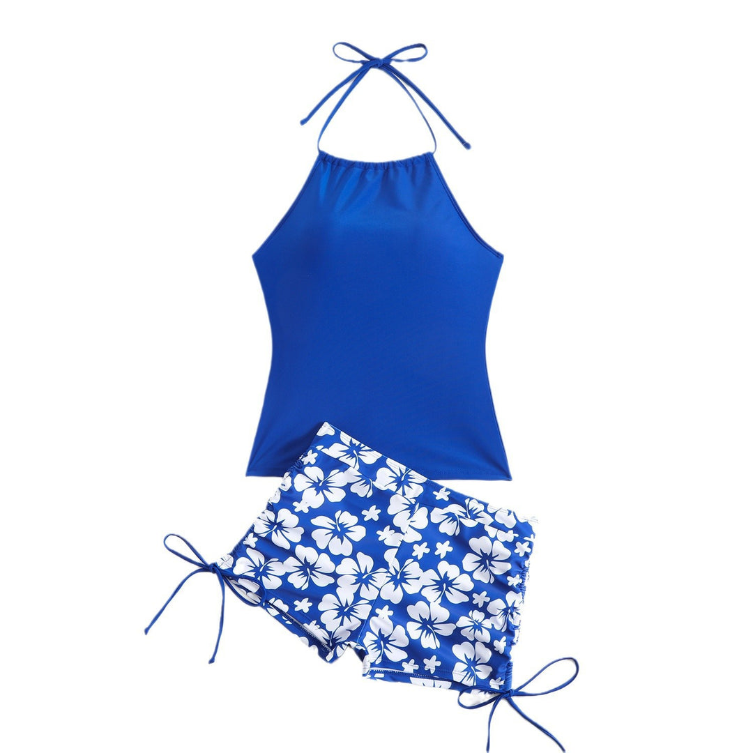 Ladies sporty bathing set with fashionable floral pattern StylebySassy
