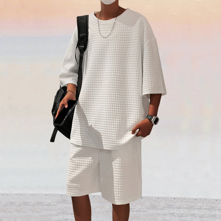 Men's square structure leisure set with oversized round neck shirt and knee-length relax shorts StylebySassy