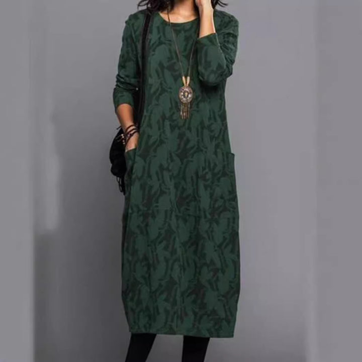 Women's casually cut midi dress made of fine knit with tone-on-tone jacquard, round neckline, and side pockets StylebySassy