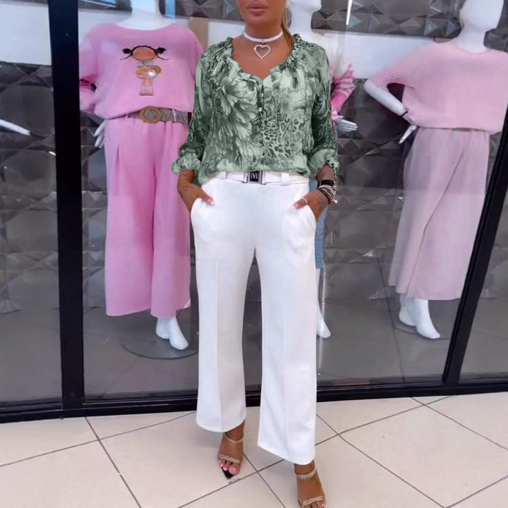 Women's blouse in silk look with floral-animal print, V-neck, gathering and cuffed sleeves StylebySassy