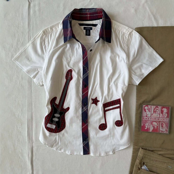 Women's short-sleeve shirt with musical print StylebySassy