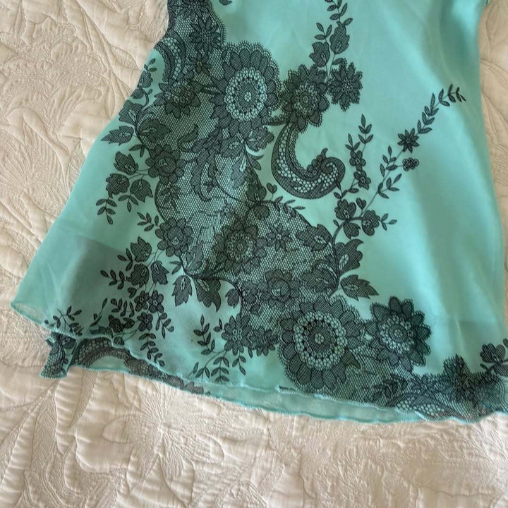 Ladies delicate lace lingerie set StylebySassy