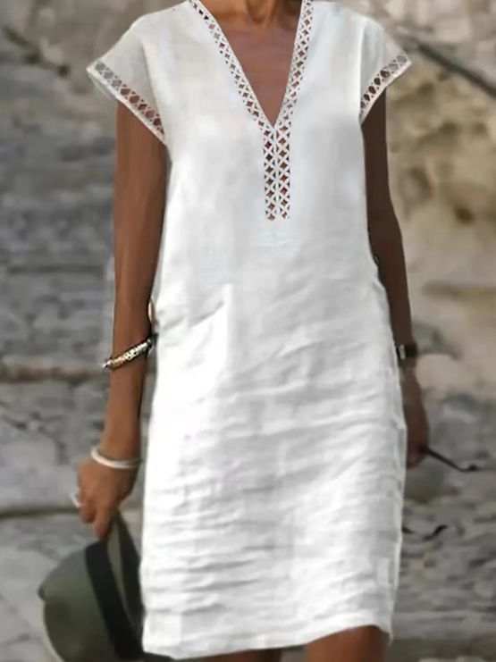 Women nan lightweight linen kaftan dress with V-neck and lace trim StylebySassy
