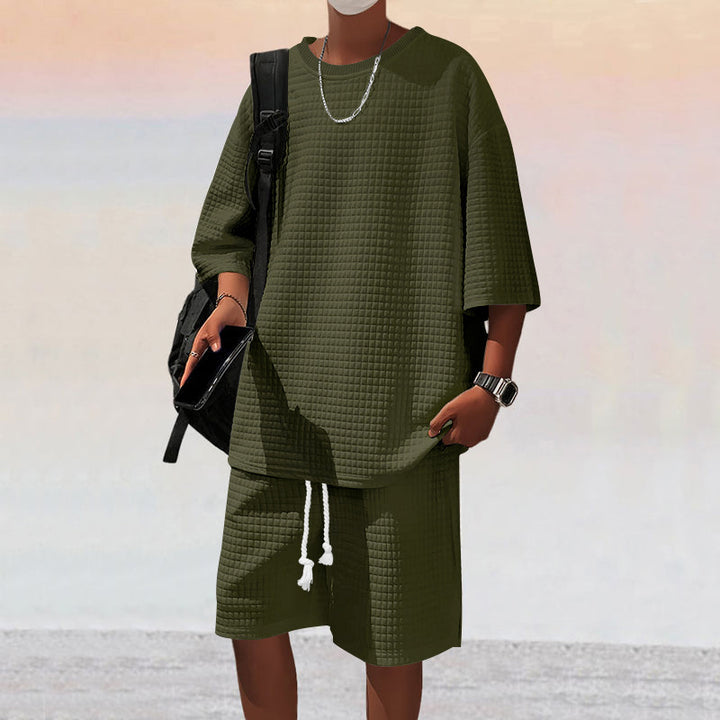 Men's square structure leisure set with oversized round neck shirt and knee-length relax shorts StylebySassy