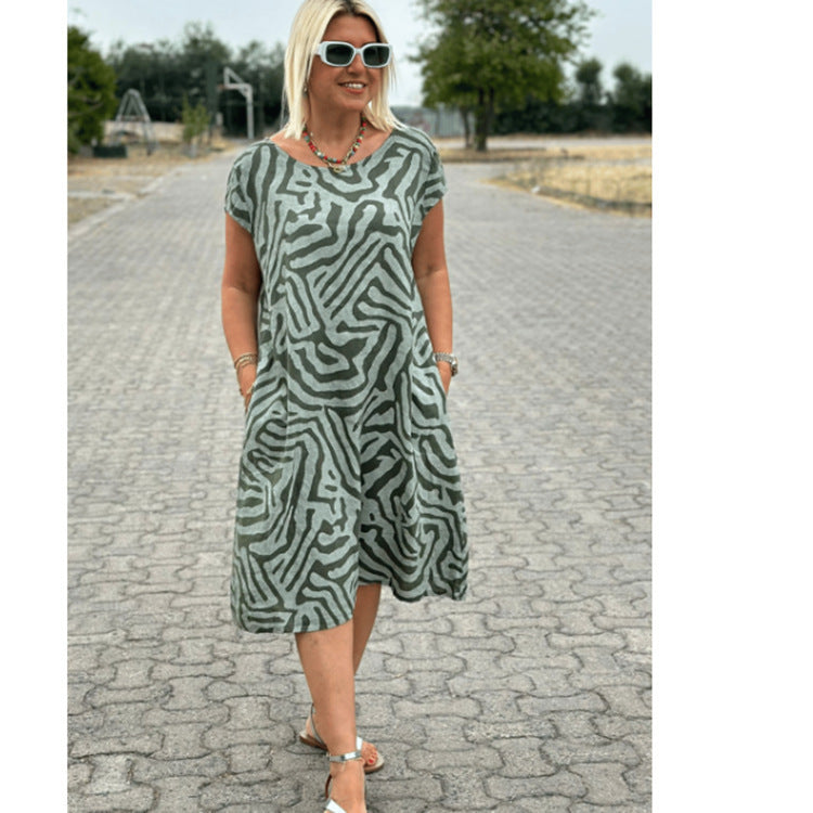 Women knee-length A-line midi dress with textured jacquard look and round neckline StylebySassy