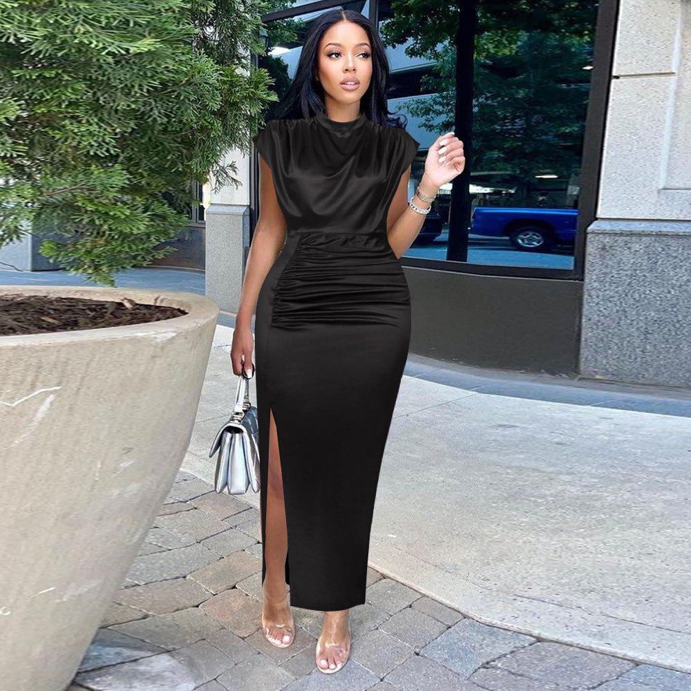 Ladies Elegant figure-flattering maxi dress with side slit StylebySassy