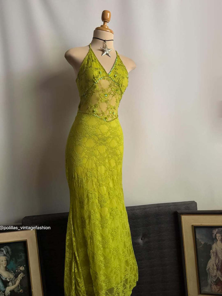 Women Elegant Lace Dress with Sophisticated Cut StylebySassy