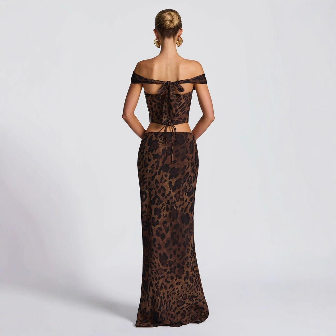Women's Elegant Set of Crop Top and Maxi Skirt with Leopard Print StylebySassy