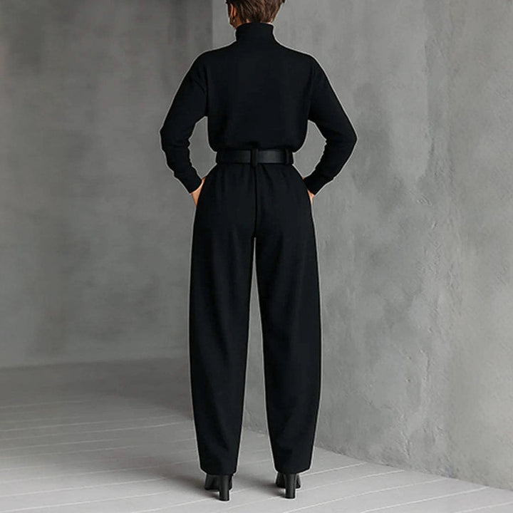Ladies high-cut elegant pleated trousers with wide leg and roll-neck fine-knit top StylebySassy