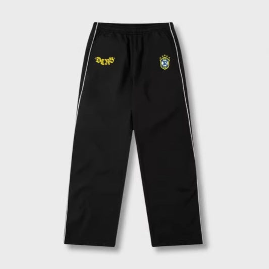 Men's sporty jogging pants with elastic waistband, side contrast piping, and straight cut StylebySassy