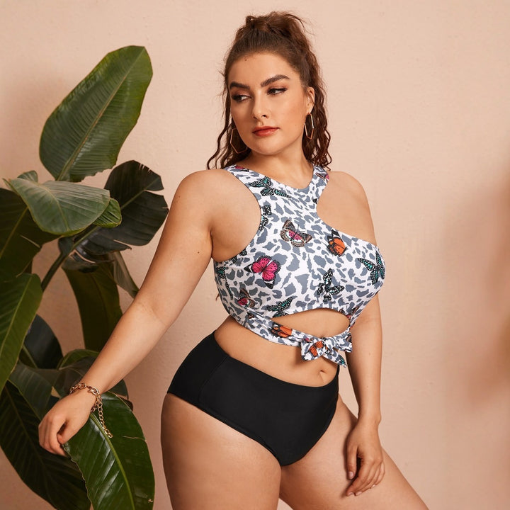Women’s Crop Bikini Top with Trendy Tie Design StylebySassy