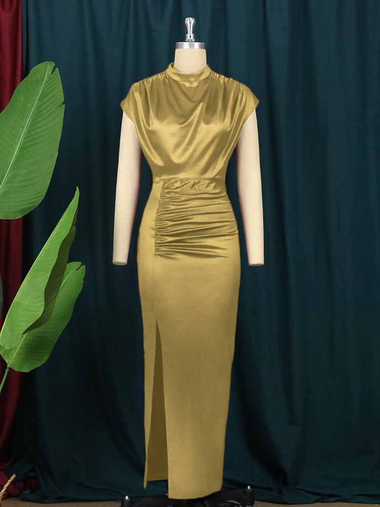 Ladies Elegant figure-flattering maxi dress with side slit StylebySassy