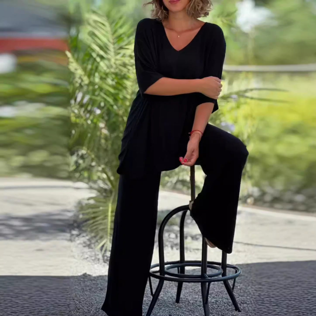 Women's two-piece travel and loungewear set made of soft ribbed jersey with a longline tunic and palazzo pants StylebySassy
