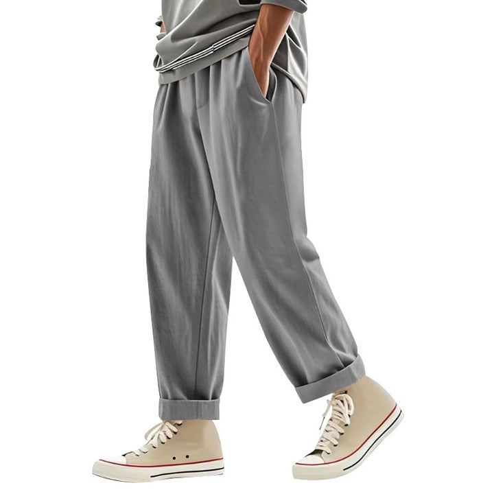 Men's wide pleat chino pants with cuffs, tapered fit and side pockets StylebySassy