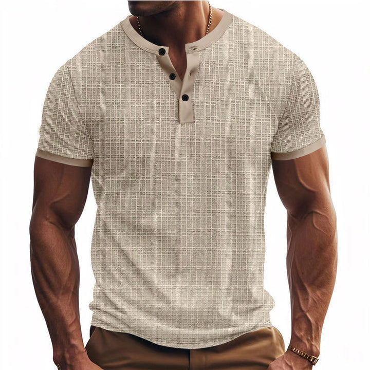 Men's short sleeve Serafino with triple button placket and finely knitted grid structure StylebySassy