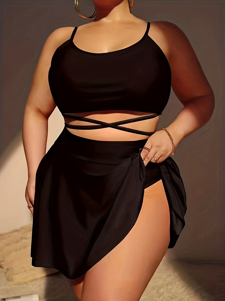 Women’s set consisting of top and skirt with sophisticated crossings StylebySassy