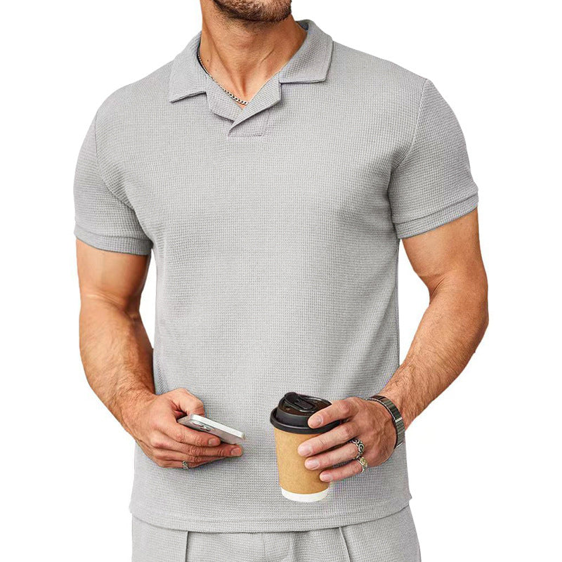 Men's short-sleeve knitted polo with open shirt collar and body-hugging fit StylebySassy