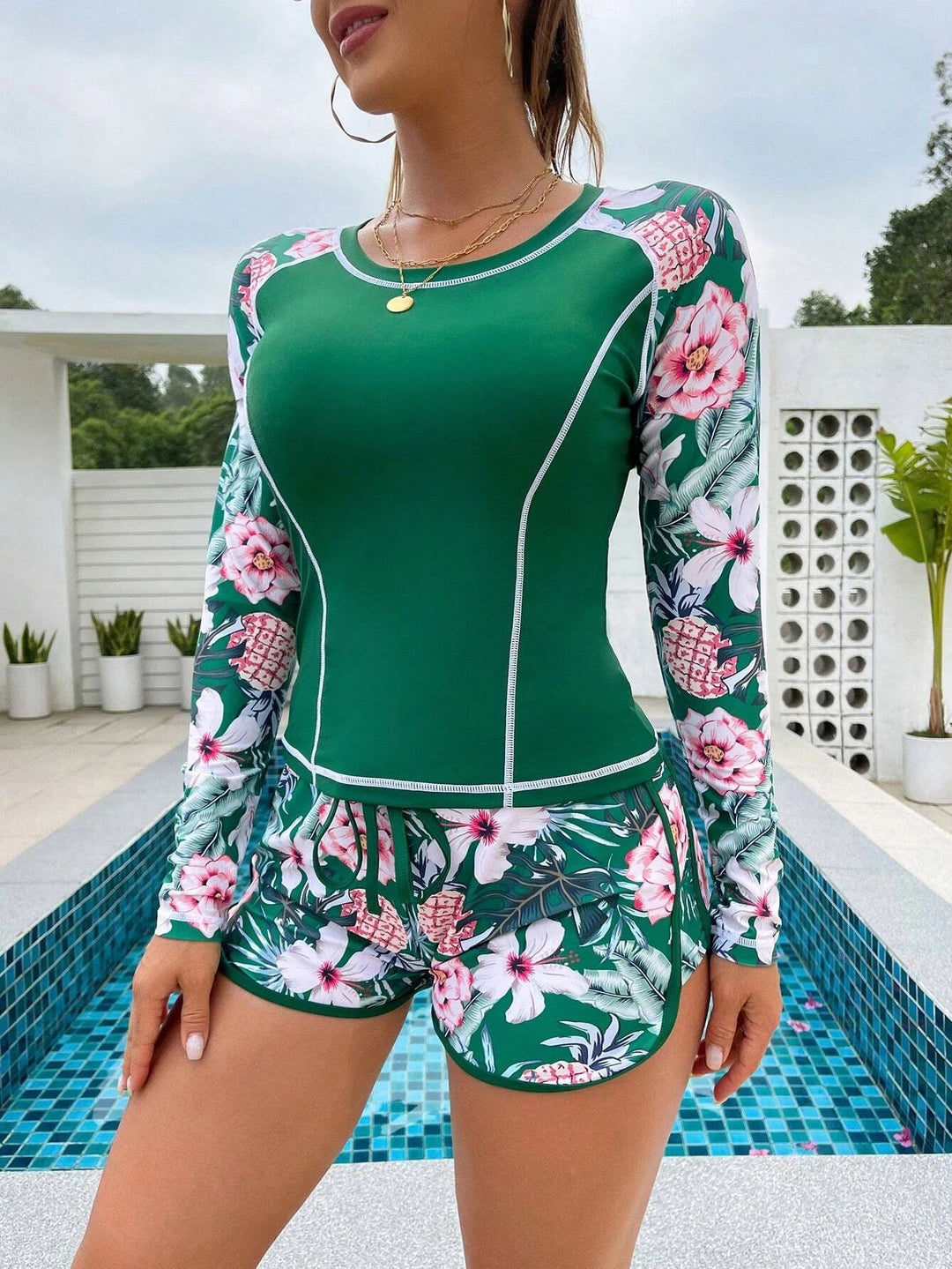 Women Long Sleeve Surf Swimsuit with Floral Pattern StylebySassy