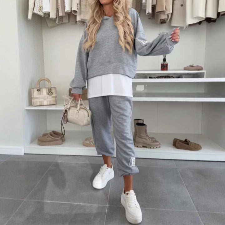Women's cozy short hoodie and jogger set made of soft cotton blend StylebySassy