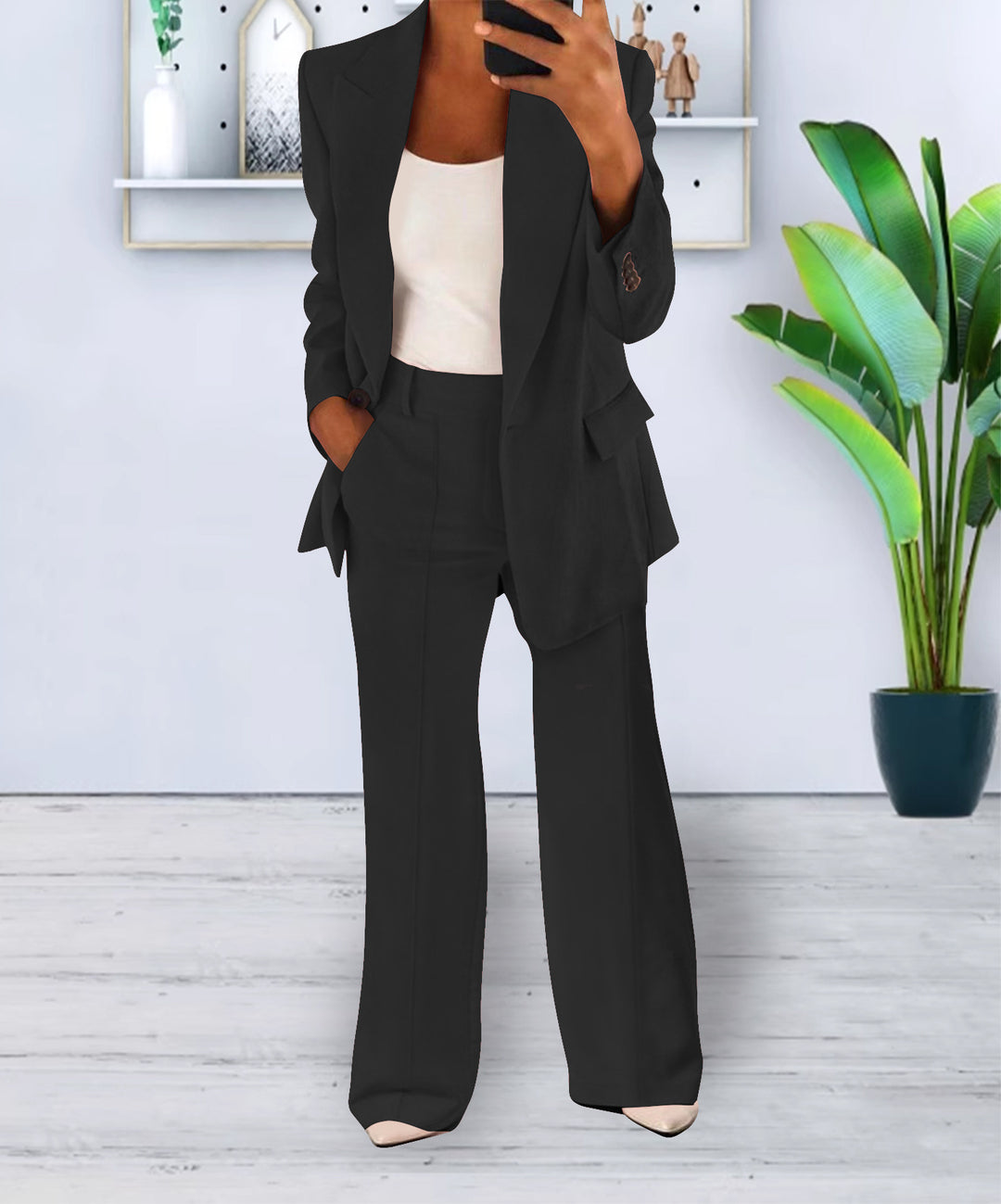 Women's Two-Piece Suit with Button-Front Blazer