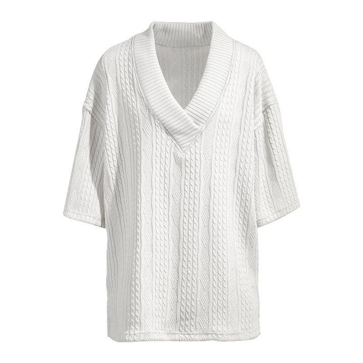 Women's short-sleeve knitted sweater in a loose fit with deep V-neck and cable pattern StylebySassy