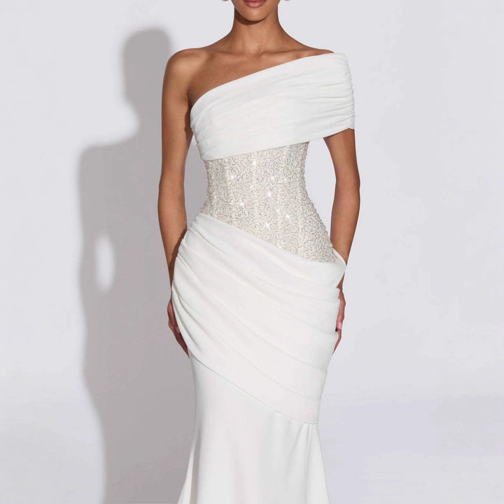 Women's Elegant and Figure-hugging Evening Dress with Asymmetrical Neckline StylebySassy