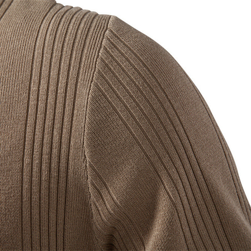 Men's short-sleeved fine knit henley with button placket StylebySassy