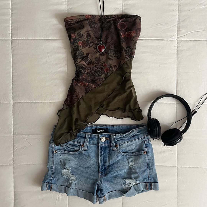Women's refined top with floral design and asymmetrical cut StylebySassy