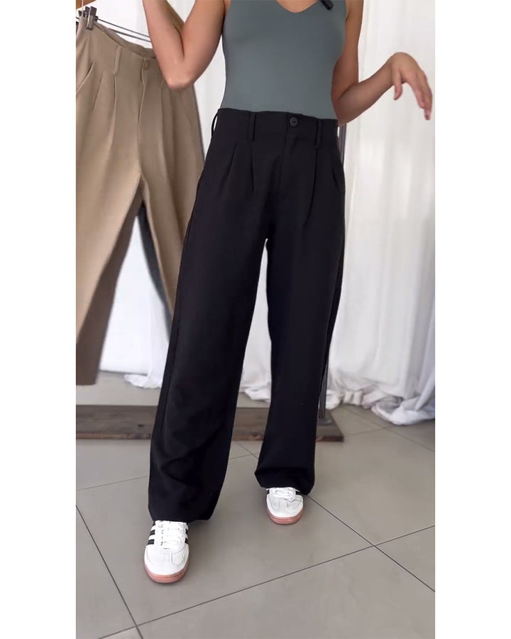 Ladies nan elegant sack-inspired pleated trousers with a high waist fit, straight wide leg, and side pockets StylebySassy