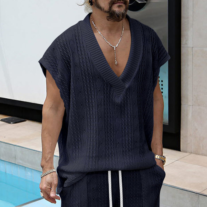 Men's knitted top made of coarse knit with deep V-neck and textured pattern StylebySassy