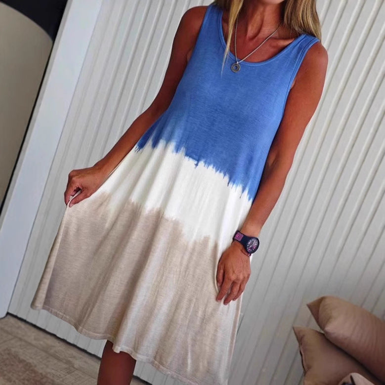 Women's sleeveless swing dress made of soft jersey with flowing color transition and flared silhouette StylebySassy