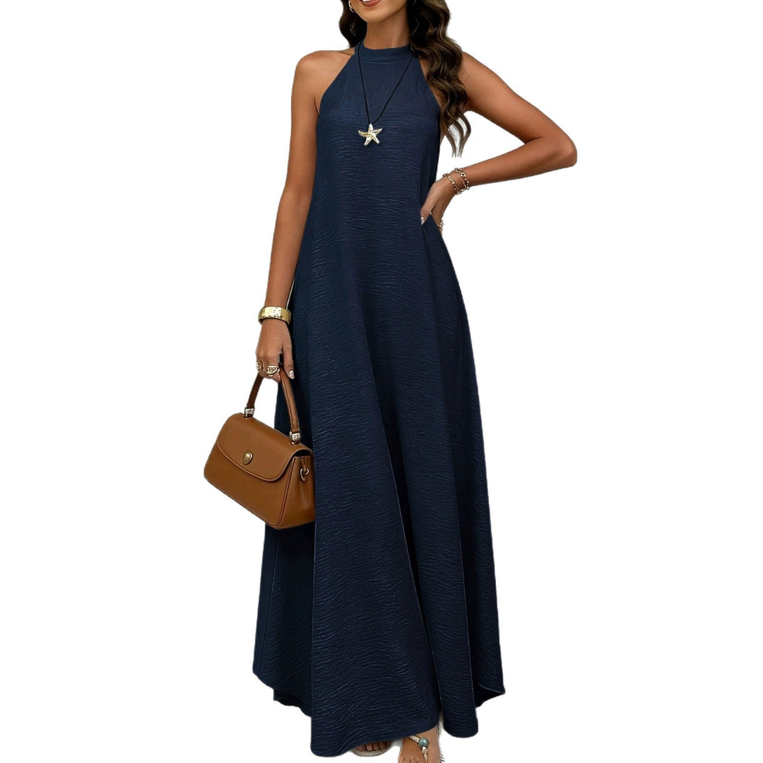 Women’s sleeveless maxi dress with high standing collar, flowing A-line and crepe texture StylebySassy