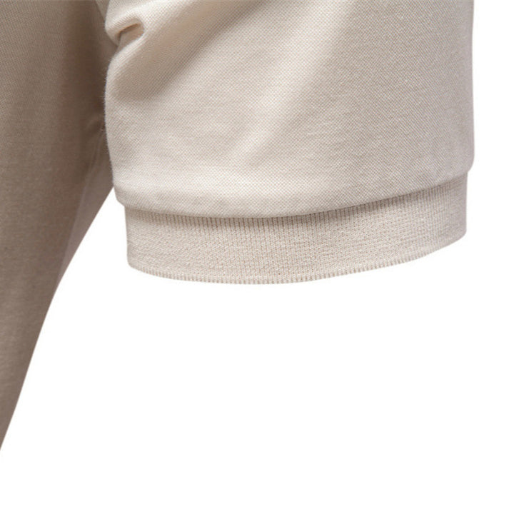 Men's fine-knit short-sleeve polo shirt with open V-neck and elastic hem StylebySassy